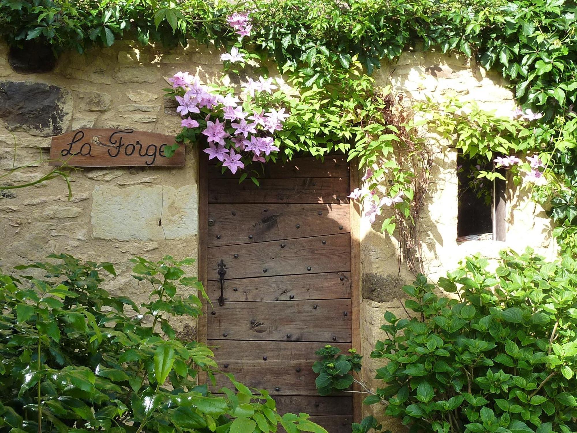 Domaine De Cournet Haut, A 17Th Century Property Set On A Calm, Idyllic Domain With Pool, Tennis, Bikes And More Les Vauries Екстериор снимка