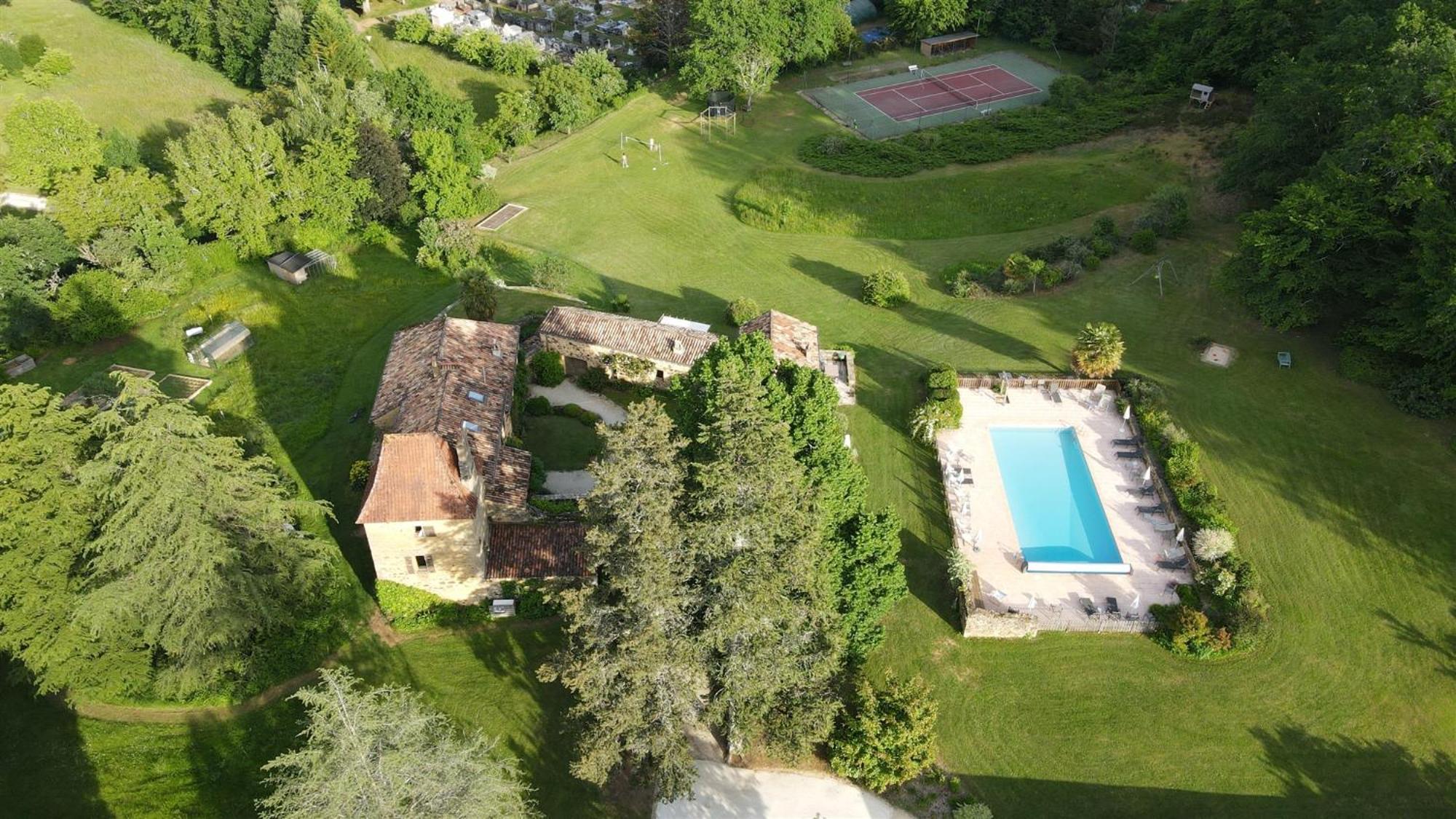 Domaine De Cournet Haut, A 17Th Century Property Set On A Calm, Idyllic Domain With Pool, Tennis, Bikes And More Les Vauries Екстериор снимка